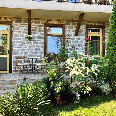 ホテル Anhea ヴェリコ・タルノヴォ